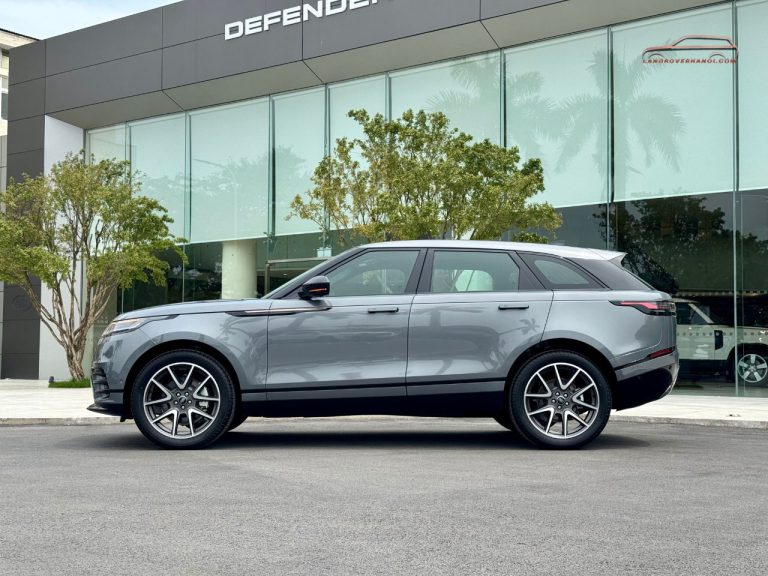 Thiết kế kiểu dáng nhìn ngang thân xe Range Rover Velar 2026 màu xám Zadar Grey