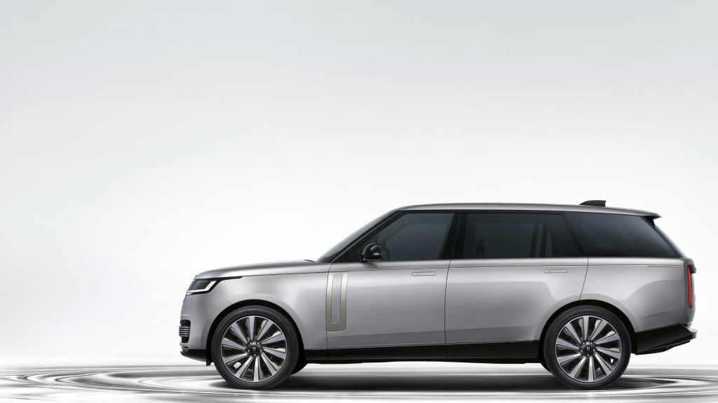 Toàn cảnh thân xe Range Rover SV Ultra phiên bản trục cơ sở kéo dài LWB